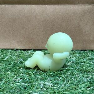 SMISKI Work Out Series Crunch Position Glow in the Dark Figurine.